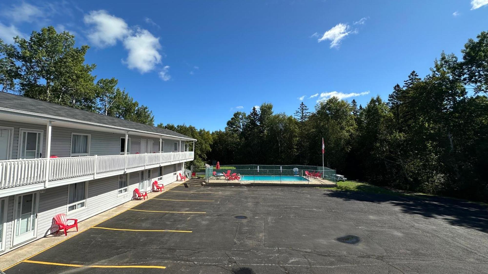 Motel 7 Inn & Suites Beresford Buitenkant foto
